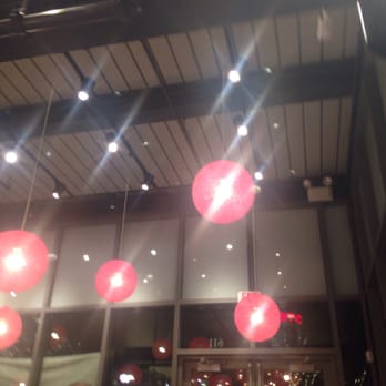 J.P. Licks - Assembly Row - I love the lights here - Ice Cream & Frozen Yogurt Near Me - Somerville, Massachusetts