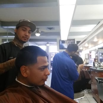 Broadmoor Barbers - Friday clean up FFRRREESSCCOOO weekend ready - Barbers Near Me - Tempe, Arizona