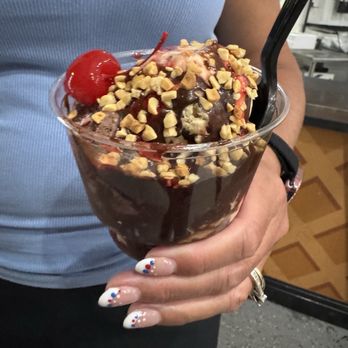 Hey Mikey's Ice Cream - Brownie Sundae - Ice Cream & Frozen Yogurt Near Me - Galveston, Texas Hey Mikey's Ice Cream - Brownie Sundae - Ice Cream & Frozen Yogurt Near Me - Galveston, Texas