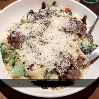 Olive Garden Italian Restaurant - Steak Gorgonzola Alfredo - Italian Near Me - Tyler, Texas Olive Garden Italian Restaurant - Steak Gorgonzola Alfredo - Italian Near Me - Tyler, Texas