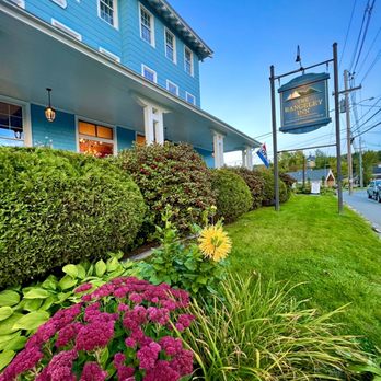 The Rangeley Inn & Tavern - Hotels Near Me - Rangeley, Maine The Rangeley Inn & Tavern - Hotels Near Me - Rangeley, Maine