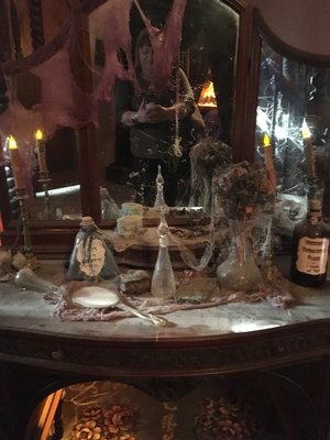 Munster Mansion by null