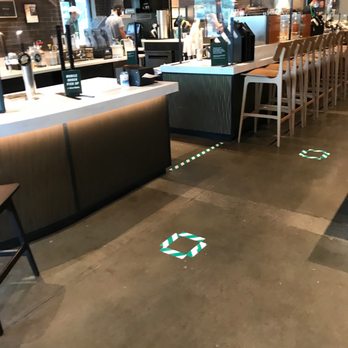 Starbucks - Coffee & Tea Near Me - Ashburn, Virginia