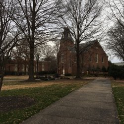 Randolph-Macon College - Quiet day on campus during winter break.