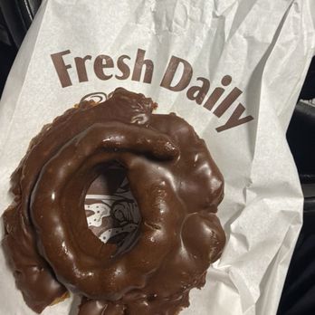 Happy Donuts - Donuts Near Me - San Francisco, California