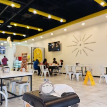 Craft Burger by Shane - Interior - Burgers Near Me - Duluth, Georgia