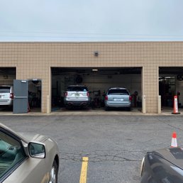 Tire bay Tire bay