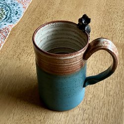 The Potter and The Park - Cutest little bear on this beautiful pottery mug!