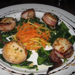 Jeremy's on the Hill - Diver scallops wrapped in pancetta