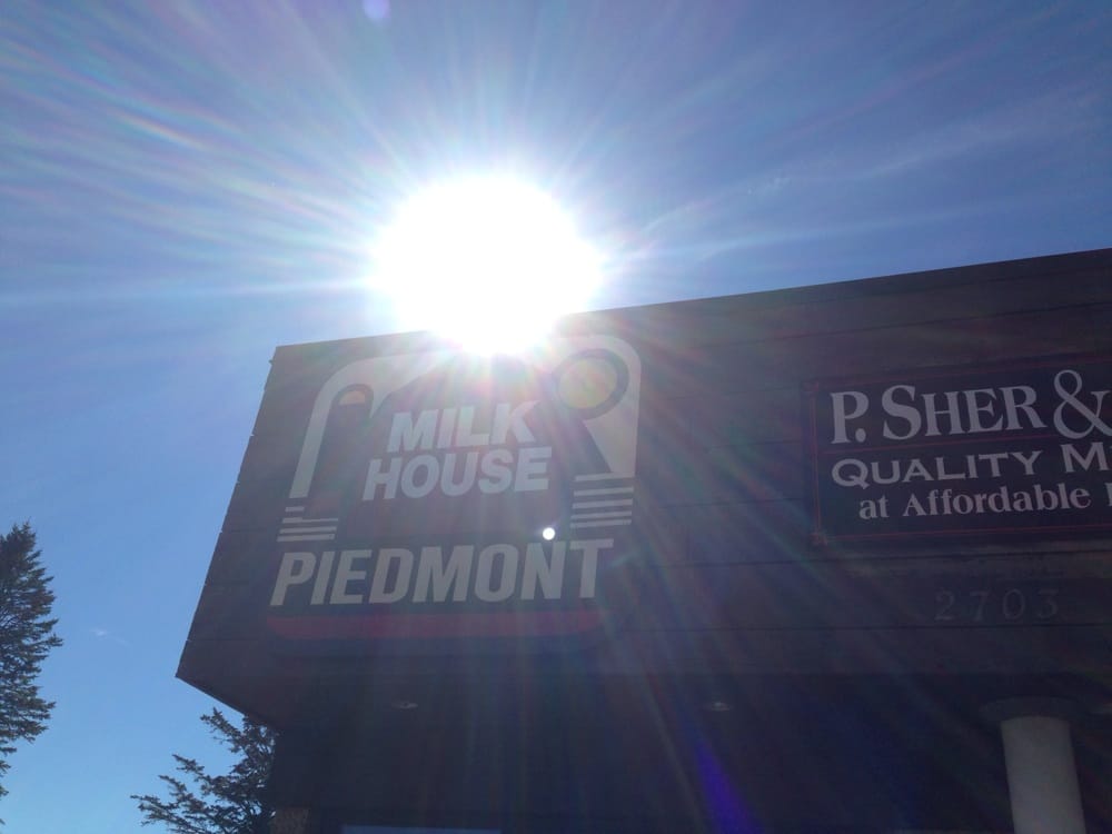 PIEDMONT MILK HOUSE 2701 Piedmont Ave, Duluth, Minnesota