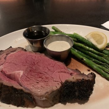 Remington's - Medium rare Prime Rib - American Near Me - Chicago, Illinois Remington's - Medium rare Prime Rib - American Near Me - Chicago, Illinois