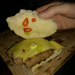 The Temple Bar - Picante picante de más! La chilly Burguer se le va la mano de chilly