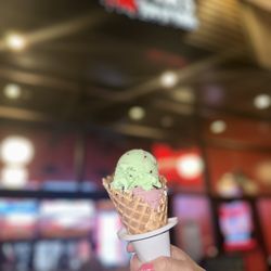 Bruster's Real Ice Cream