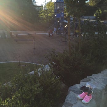 Bluebird Park - Parks Near Me - Laguna Beach, California