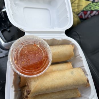 Siam Deluxe - Thai Chicken Spring Roll - Thai Near Me - Trappe, Pennsylvania