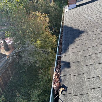 Happy Service Care - Before - Window Washing Near Me - San Jose, California