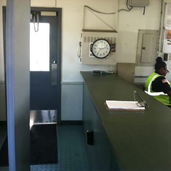 FedEx Express Drop Box - The shack is not glamorous. Employees go through a metal detector and physical pat-down entering and leaving this facility. - Couriers & Delivery Services Near Me - McCook, Illinois