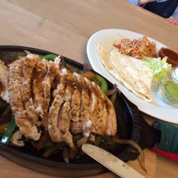 Tex-Mex Na Budech - Fajitas, příloha je v ceně