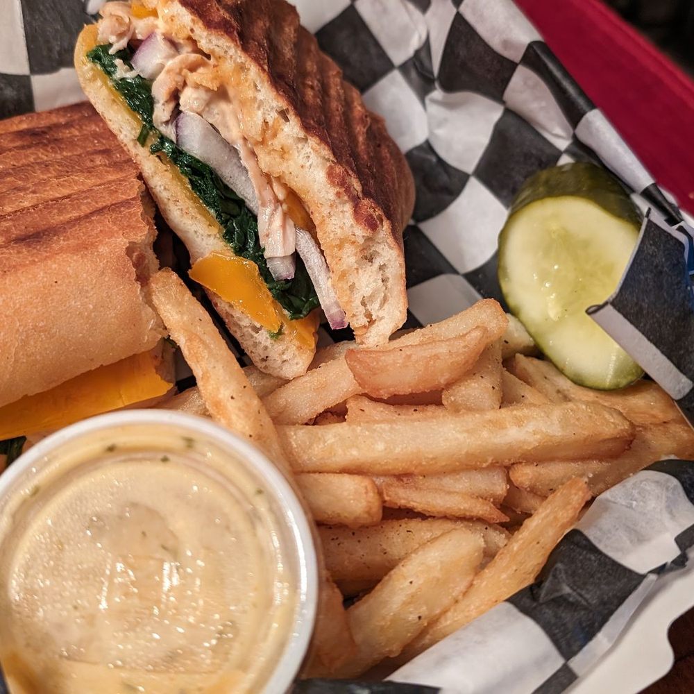 PressRoom Pub - Chipotle Chicken - Pubs Near Me - Syracuse, New York PressRoom Pub - Chipotle Chicken - Pubs Near Me - Syracuse, New York