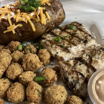 Fisherman's Corner - Grilled mahi-mahi - Cajun/Creole Near Me - Pensacola, Florida