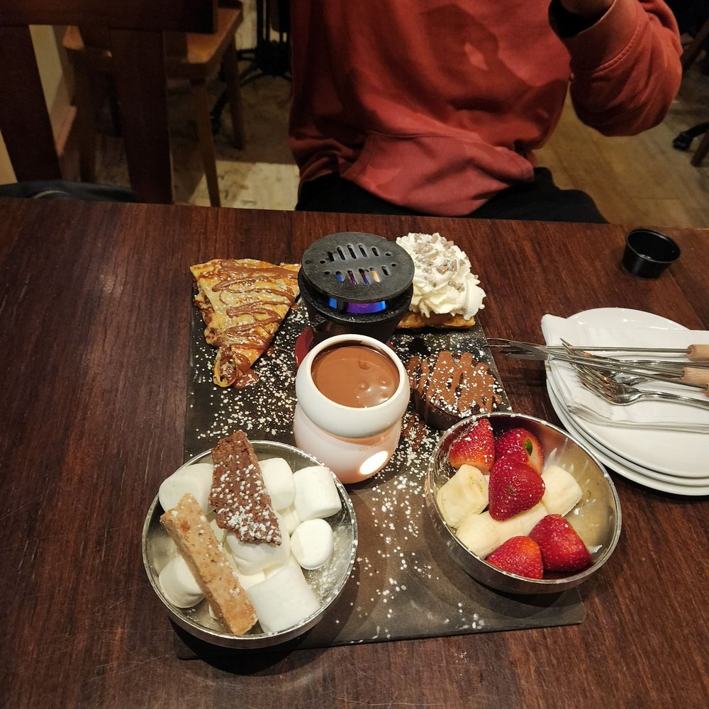 Max Brenner Times square - Chocolate Shop - Chocolate fondue. - Chocolatiers & Shops Near Me - New York, New York