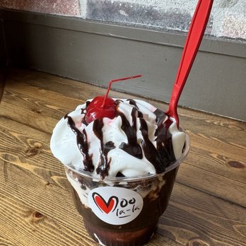 Moo La La - Brownie Sundae - Desserts Near Me - Miramar Beach, Florida Moo La La - Brownie Sundae - Desserts Near Me - Miramar Beach, Florida