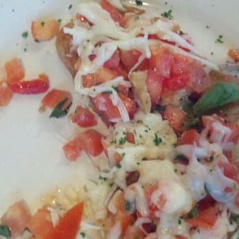 Bistro Byronz - Tomato Bruschette - Wine Bars Near Me - Mandeville, Louisiana