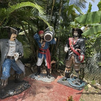 Mountain Top - Pirates - Local Flavor Near Me - Saint Thomas, Virgin Islands