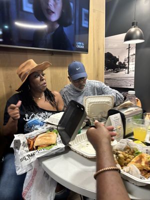 Kirkwood Kravingz: Takeout & Kocktails by null