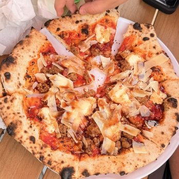 Smashing Tomato - Pizza Near Me - Lexington, Kentucky