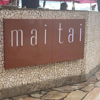 Mai Tai Bar - Outdoor entrance - Cocktail Bars Near Me - Honolulu, Hawaii