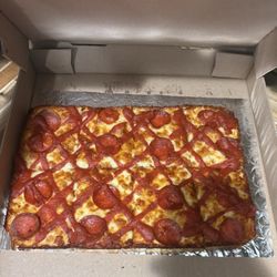 Bubba's - Pepperoni Pizza