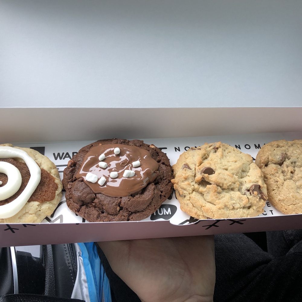 Crumbl - Arcadia - Delicious warm cookies ! Cinnamon Hot chocolate chocolate chip oatmeal ( favorite ) - Bakeries Near Me - Phoenix, Arizona Crumbl - Arcadia - Delicious warm cookies ! Cinnamon Hot chocolate chocolate chip oatmeal ( favorite ) - Bakeries Near Me - Phoenix, Arizona