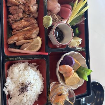 Umaya LA - Lunch Jidori chicken and sashimi bento $26 - Japanese Near Me - Los Angeles, California