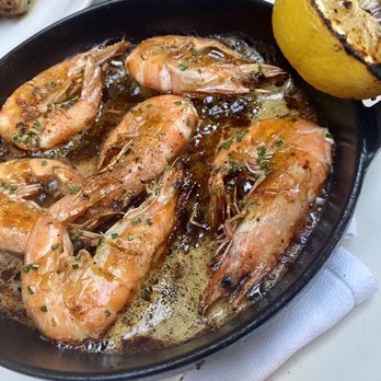 Gjelina - Wood Roasted Prawns , Garlic , Chili , Lemon & Parsley - New American Near Me - Venice, California Gjelina - Wood Roasted Prawns , Garlic , Chili , Lemon & Parsley - New American Near Me - Venice, California