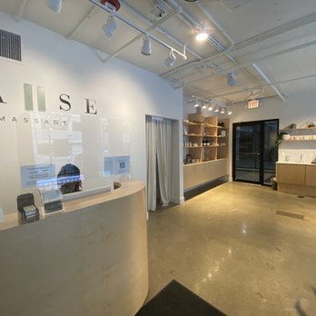 Ori Massage Spa - Entrance - Massage Near Me - Chicago, Illinois