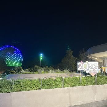 EPCOT - Amusement Parks Near Me - Lake Buena Vista, Florida EPCOT - Amusement Parks Near Me - Lake Buena Vista, Florida