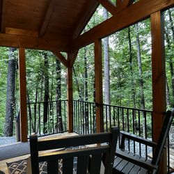 Nantahala Ridge Campground - Cabin 1 Porch