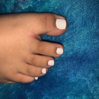 Pretty Nails - this foot looks better but there's air bubbles - Nail Salons Near Me - Paterson, New Jersey Pretty Nails - this foot looks better but there's air bubbles - Nail Salons Near Me - Paterson, New Jersey