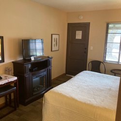 Klamath River Resort Inn - The room