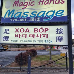 Magic Hands Massage - Sign outside