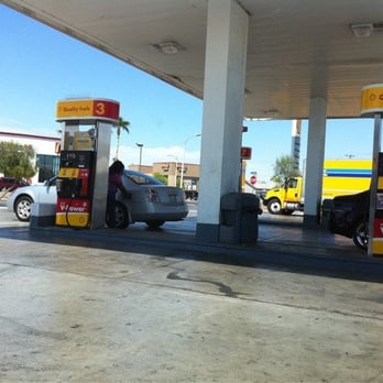 Brian's Blythe Shell - a gas station - Convenience Stores Near Me - Blythe, California