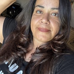Jesus Yvette Salon