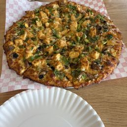 Butter chicken pizza