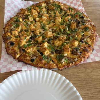 Lovelock Pizza - Hawthorne - Butter chicken pizza - Pizza Near Me - Hawthorne, Nevada