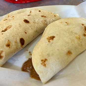 Carlito’s Taco House - Carne guisada and Bean and egg. Beautiful tender tortillas, big and full tacos. Beans were so good! - Tacos Near Me - San Antonio, Texas Carlito’s Taco House - Carne guisada and Bean and egg. Beautiful tender tortillas, big and full tacos. Beans were so good! - Tacos Near Me - San Antonio, Texas