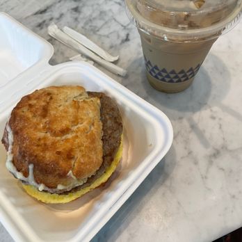 Fulcrum Café - Sausage, Egg & Cheese, Iced Pistachio Latte - Coffee & Tea Near Me - Seattle, Washington