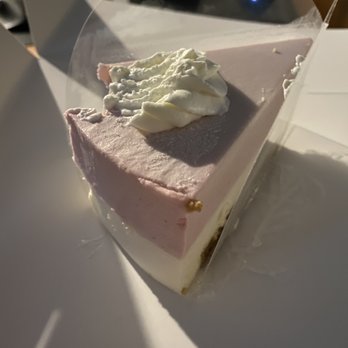Mango Mango Dessert - Raspberry Yogurt Cheesecake - Desserts Near Me - Chicago, Illinois
