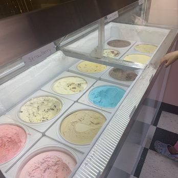 Jalisco's Sweet Scoops & Sips - Ice cream selection - Ice Cream & Frozen Yogurt Near Me - Lancaster, South Carolina