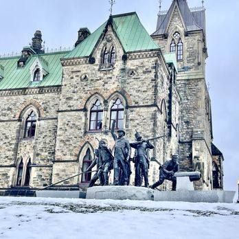 Parliament Hill - War of 1812 Monument , East Block towards Rideau Canal - Landmarks & Historical Buildings Near Me - Ottawa, Ontario Parliament Hill - War of 1812 Monument , East Block towards Rideau Canal - Landmarks & Historical Buildings Near Me - Ottawa, Ontario